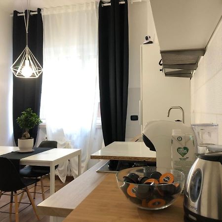 Italien Chic, Camera Con Bagni Condivisi Bari Exterior photo