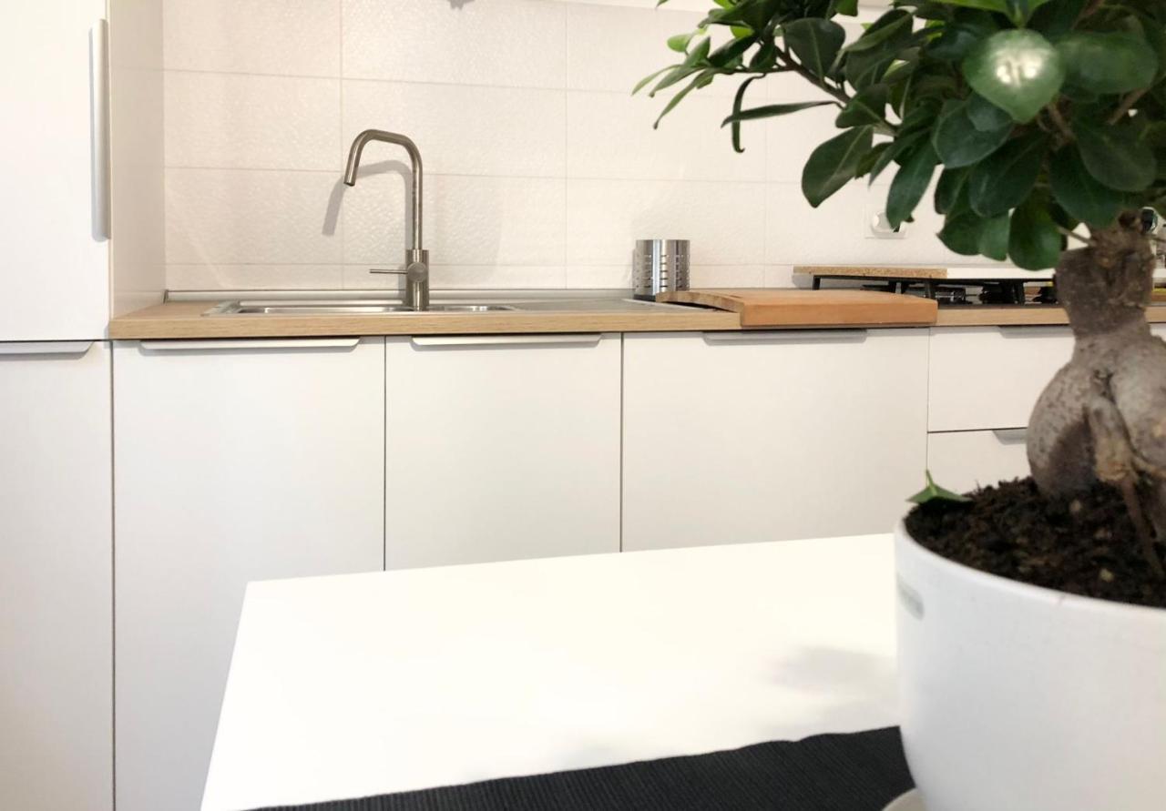 Italien Chic, Camera Con Bagni Condivisi Bari Exterior photo